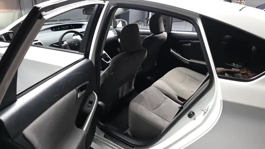 Toyota 프리우스 1.8 E 2015 26