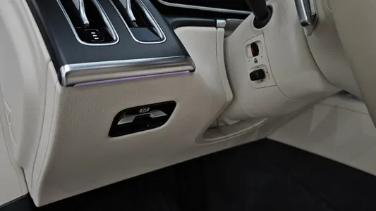 Mercedes-Benz S-Class W223 S450L 4MATIC 2023 32