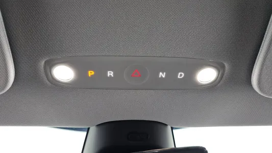 Tesla 3 RWD 2025 9