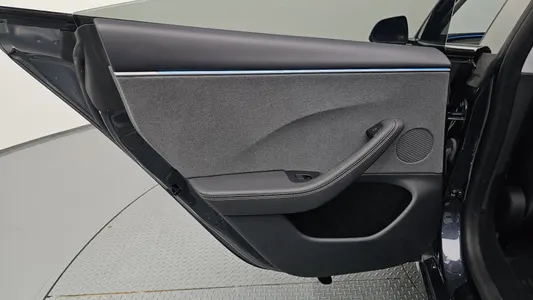 Tesla 3 RWD 2025 25