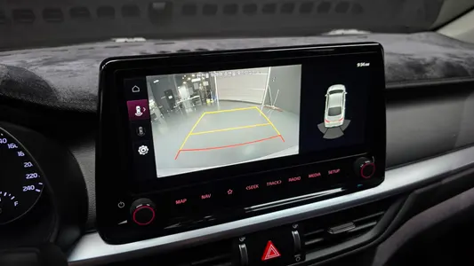 Kia K3 2 1.6 2022 16