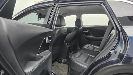 Kia Niro 2018 28