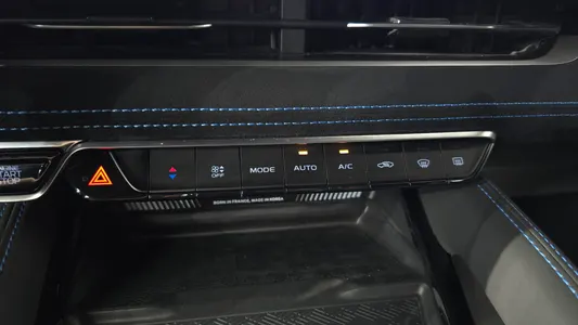 Renault Korea 그랑 콜레오스 1.5 E-TECH 2WD 2025 33