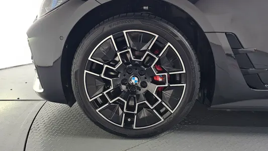 BMW i4 eDrive40 M 2026 5