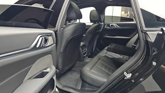 BMW i4 eDrive40 M 2026 12