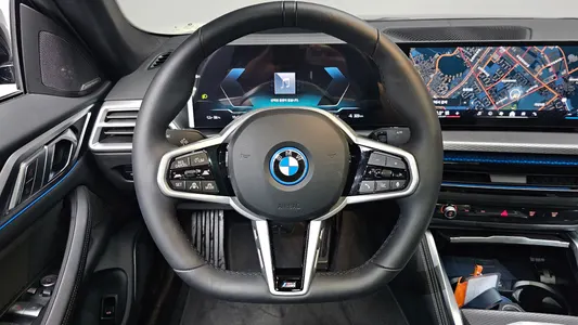 BMW i4 eDrive40 M 2026 13