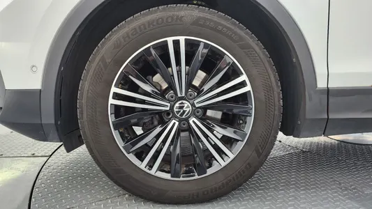 Volkswagen 2 2.0 TDI 2022 5