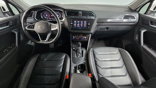 Volkswagen 2 2.0 TDI 2022 7
