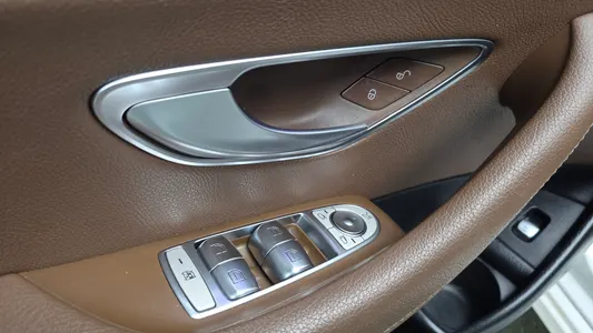 Mercedes-Benz E-Class W213 E250 2020 27