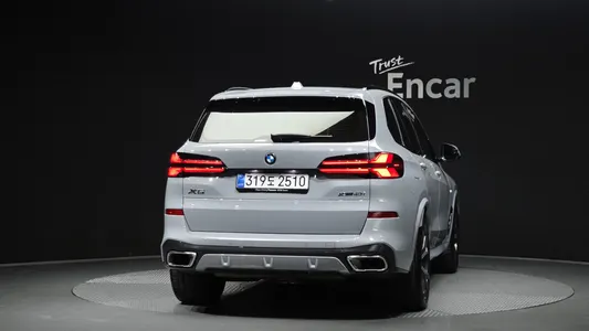 BMW X5 (G05) xDrive 40i M 2026 4