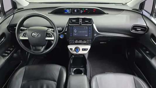 Toyota 4 1.8 E 2017 7