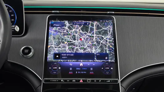 Mercedes-Benz EQE SUV X294 EQE500 4MATIC 2023 14