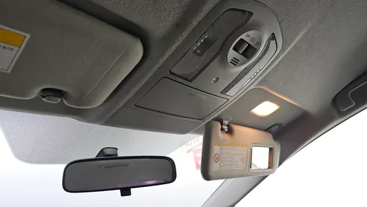 Toyota 프리우스 1.8 E 2012 29