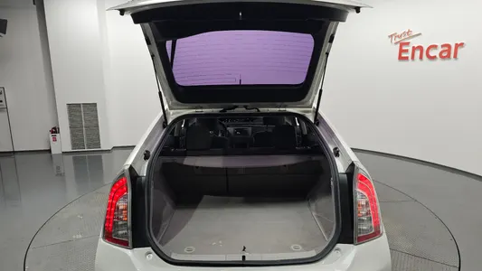 Toyota 프리우스 1.8 E 2012 31