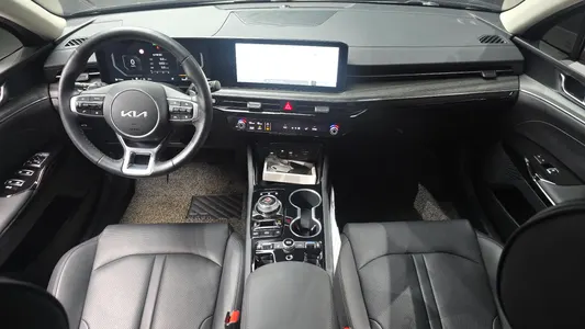 Kia K5 3 2.0 2024 7