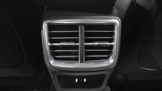 Kia K5 3 2.0 2024 30