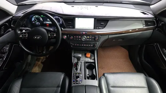 Kia K7 2019 7