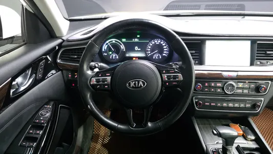 Kia K7 2019 13