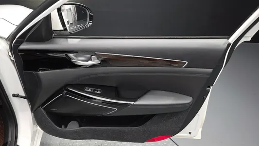 Kia K7 2019 24