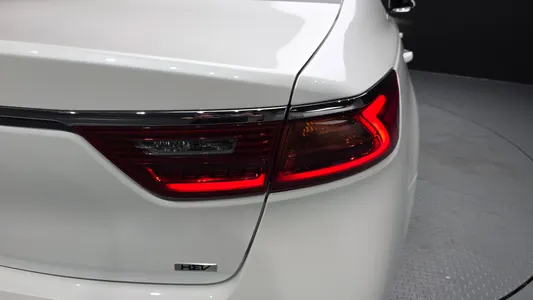 Kia K7 2019 23