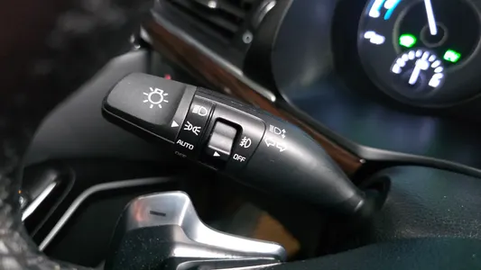 Kia K7 2019 28