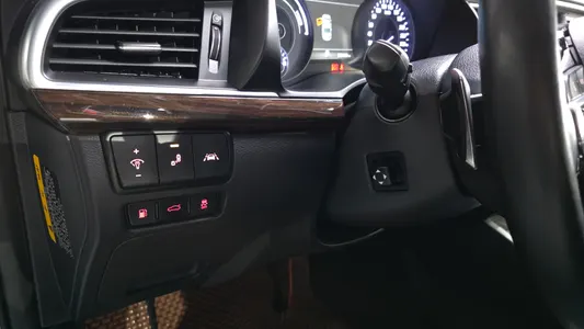 Kia K7 2019 29