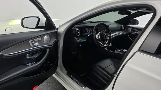 Mercedes-Benz E-Class W213 E350 4MATIC AMG Line 2019 10