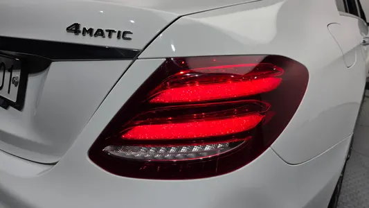 Mercedes-Benz E-Class W213 E350 4MATIC AMG Line 2019 23