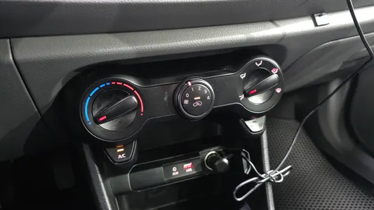Kia (JA) 2017 17