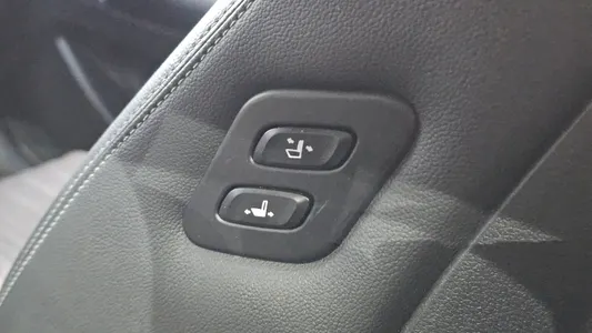 Genesis G70 2.0T AWD 2019 31