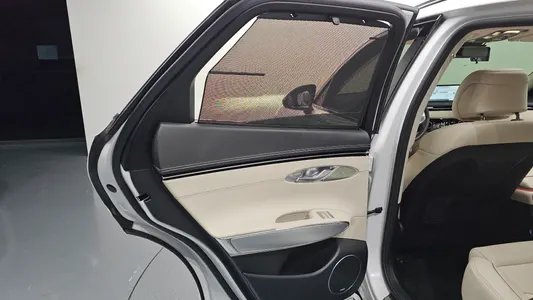 Genesis GV70 2.5T AWD 2022 25