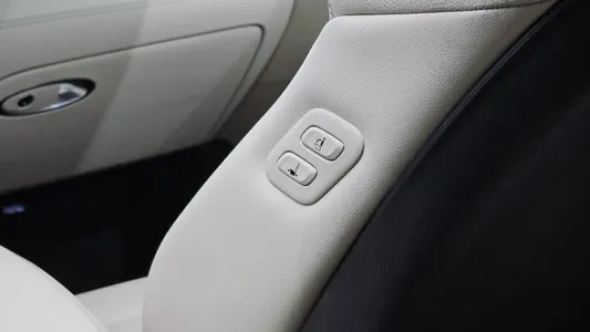 Genesis GV70 2.5T AWD 2022 32