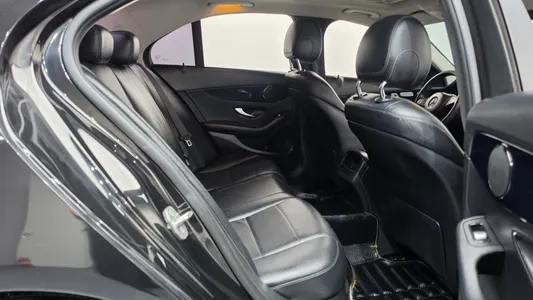 Mercedes-Benz C-Class W205 C200 d 2017 12