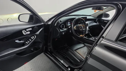 Mercedes-Benz C-Class W205 C200 d 2017 10
