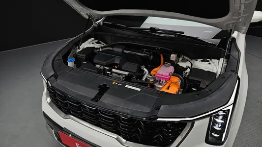 Kia 4 HEV 1.6 2WD 2024 6