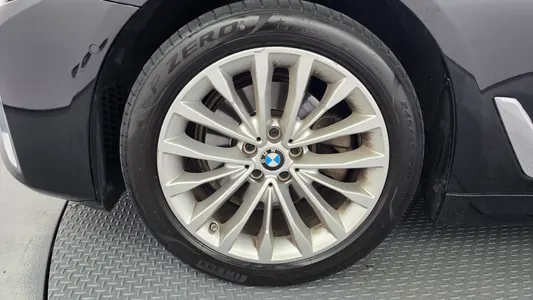 BMW 5 Series (G30) 523d 2023 5