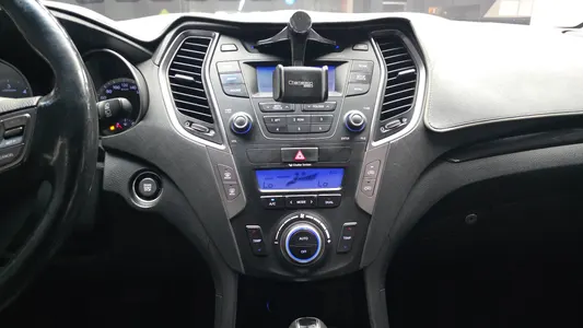 Hyundai DM (e-VGT) 2.0 4WD 2013 14