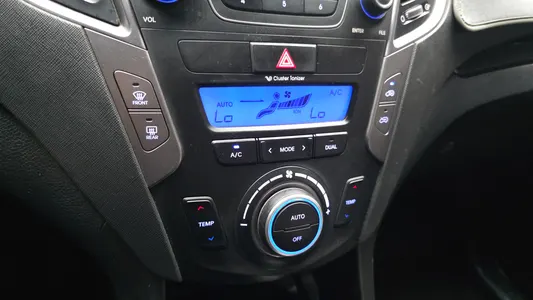 Hyundai DM (e-VGT) 2.0 4WD 2013 29