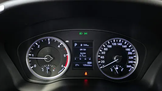 Hyundai TM 2.0 2WD 2019 8