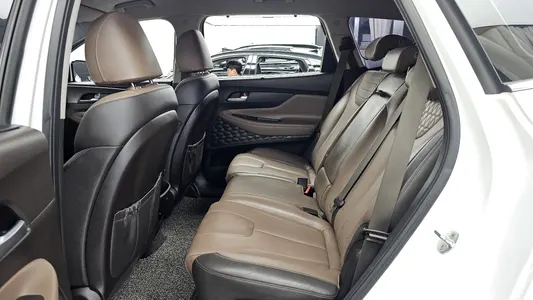 Hyundai TM 2.0 2WD 2019 26