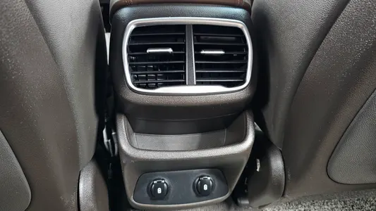 Hyundai TM 2.0 2WD 2019 30