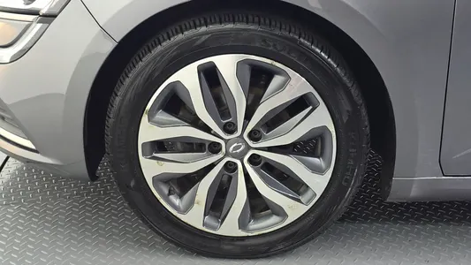 Renault Korea SM6 2.0 LPe LE () 2016 5