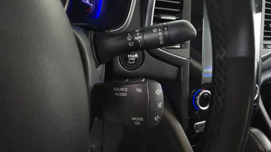 Renault Korea SM6 2.0 LPe LE () 2016 15