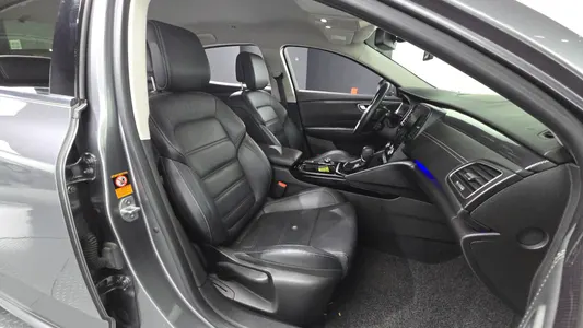 Renault Korea SM6 2.0 LPe LE () 2016 10