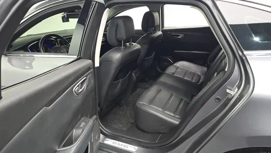 Renault Korea SM6 2.0 LPe LE () 2016 29