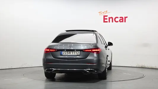 Mercedes-Benz C-Class W206 C300 4MATIC 2023 4