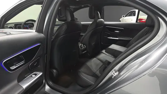 Mercedes-Benz C-Class W206 C300 4MATIC 2023 11