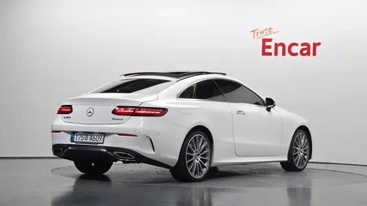 Mercedes-Benz E-Class W213 E450 4MATIC 2022