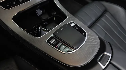 Mercedes-Benz E-Class W213 E450 4MATIC 2022 18