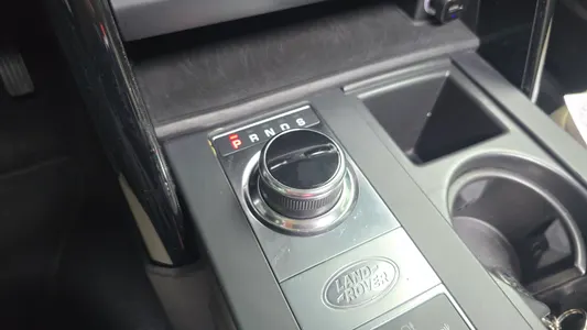 Land Rover 5 2.0 SD4 SE 2018 9